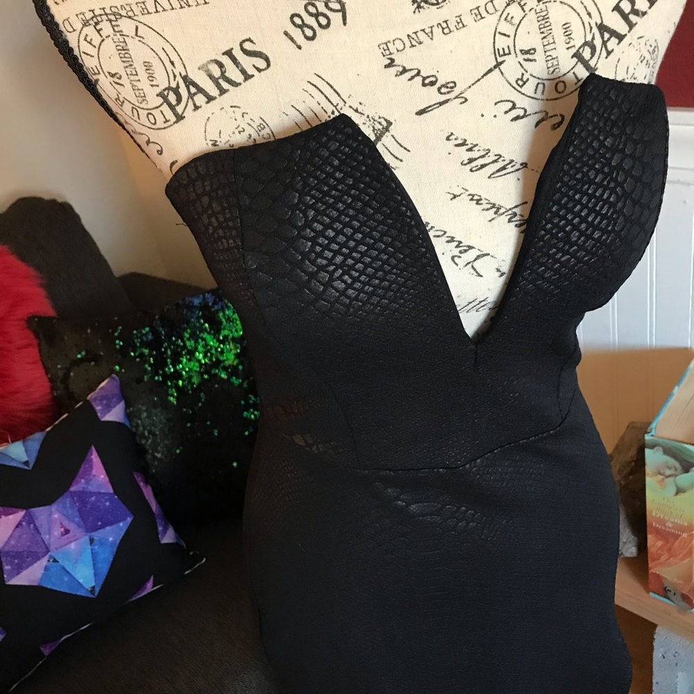 Vixen Black Reptile Print Dress